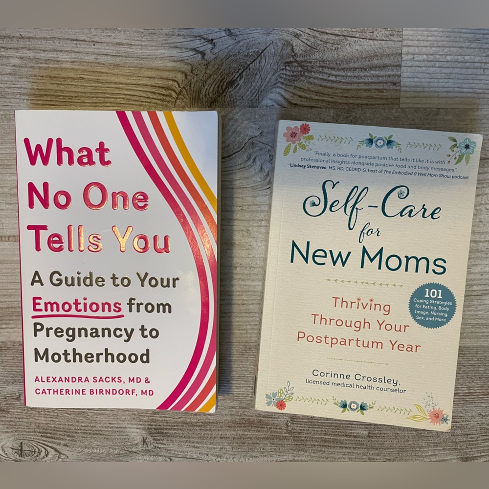 5/$20 - Self-Care and Pregnancy Guide Books